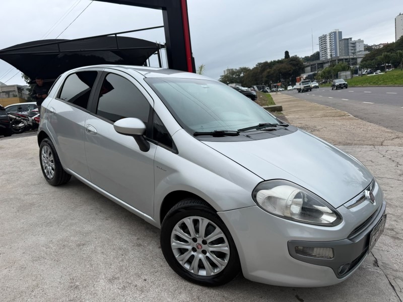 PUNTO 1.6 ESSENCE 16V FLEX 4P AUTOMATIZADO
