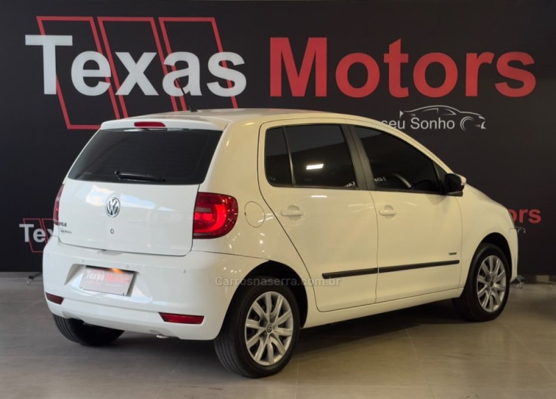 FOX 1.0 MI 8V FLEX 4P MANUAL - 2014 - NOVO HAMBURGO