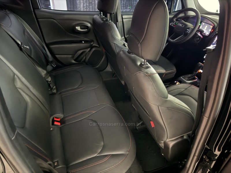 RENEGADE 1.3 TRAILHAWK T270 16V TURBO FLEX 4X4 4P AUTOMÁTICO - 2023 - CAXIAS DO SUL