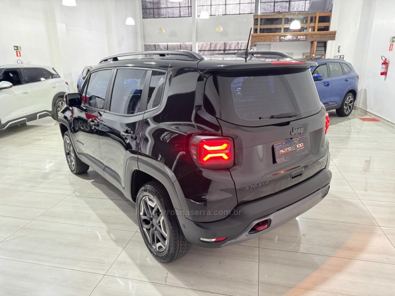 RENEGADE 1.3 TRAILHAWK T270 16V TURBO FLEX 4X4 4P AUTOMÁTICO - 2023 - CAXIAS DO SUL
