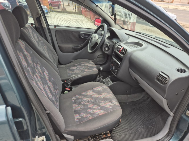 CORSA 1.0 MPFI JOY 8V GASOLINA 4P MANUAL - 2005 - CAXIAS DO SUL