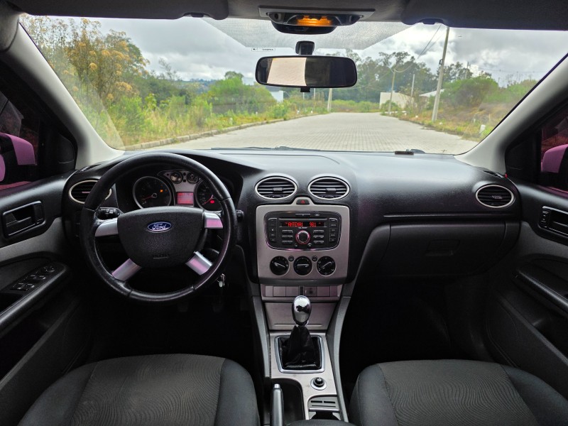 FOCUS 1.6 GLX 16V FLEX 4P MANUAL - 2011 - BENTO GONçALVES