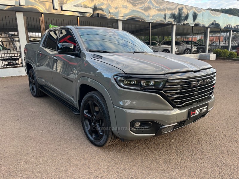 RAMPAGE 2.0 HURRICANE R/T 4 4X4 TURBO GASOLINA 4P AUTOMÁTICO - 2024 - BOM PRINCíPIO