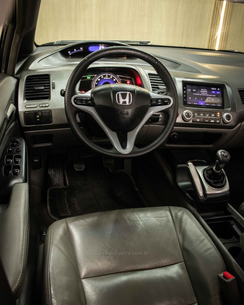 CIVIC 1.8 LXS 16V GASOLINA 4P MANUAL - 2007 - CAXIAS DO SUL