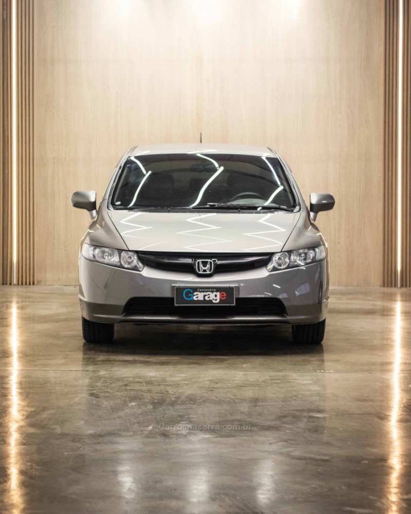 CIVIC 1.8 LXS 16V GASOLINA 4P MANUAL - 2007 - CAXIAS DO SUL