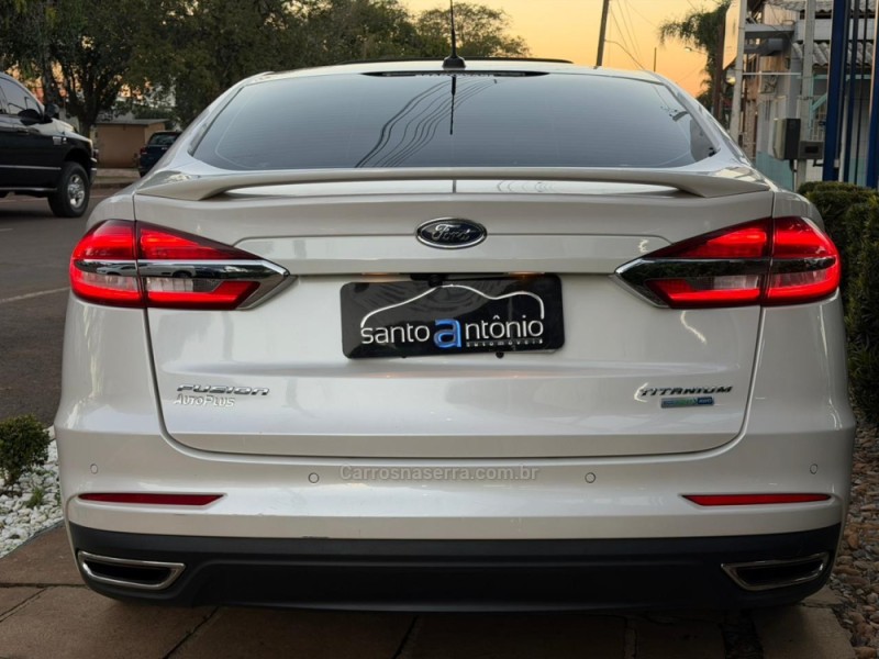 FUSION 2.0 TITANIUM AWD 16V GASOLINA 4P AUTOMÁTICO - 2019 - LAGOA VERMELHA