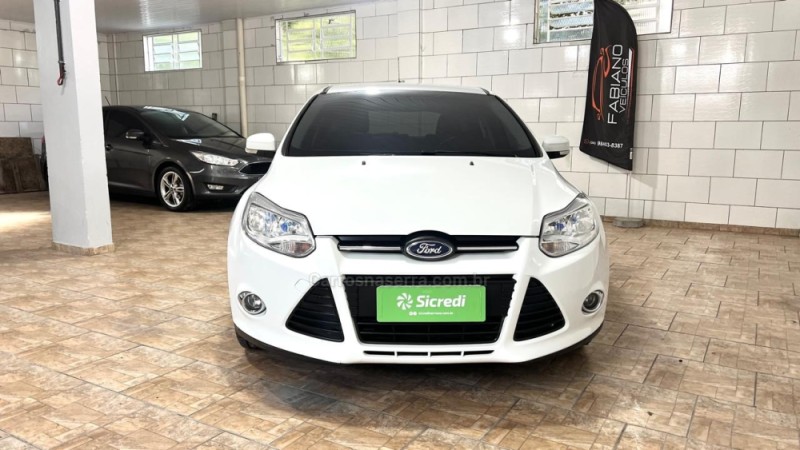 FOCUS 1.6 SE 16V FLEX 4P MANUAL - 2015 - BENTO GONçALVES