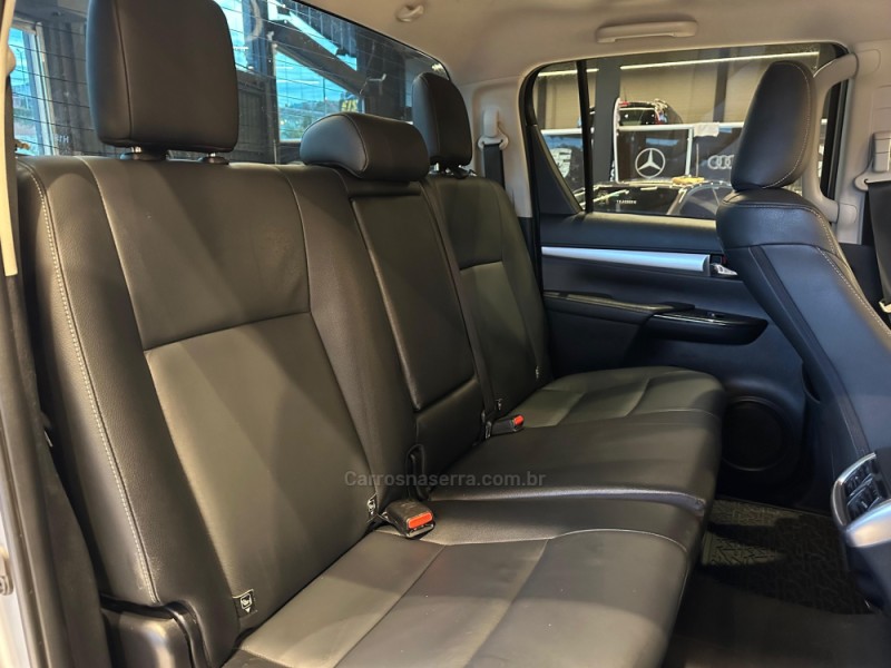 HILUX 2.8 SRX LIMITED 4X4 CD 16V DIESEL 4P AUTOMÁTICO - 2017 - CAXIAS DO SUL