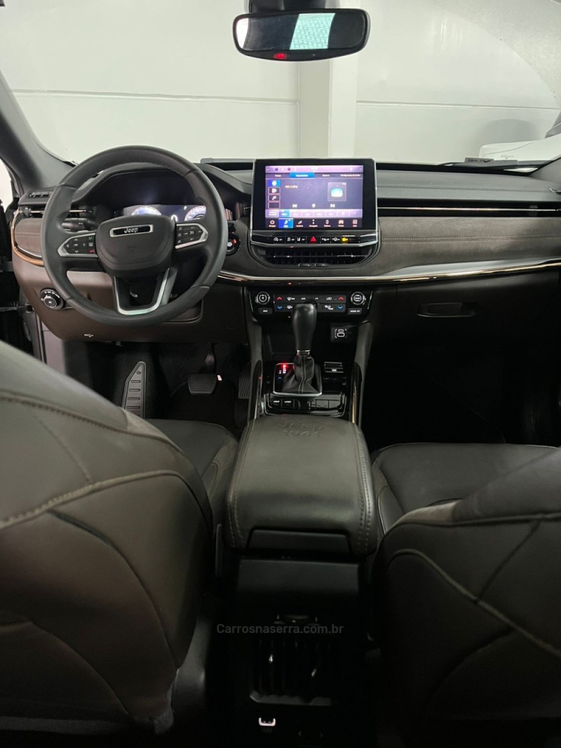 COMMANDER 1.3 OVERLAND T270 16V 4X2 TURBO FLEX 4P AUTOMÁTICO - 2022 - BENTO GONçALVES