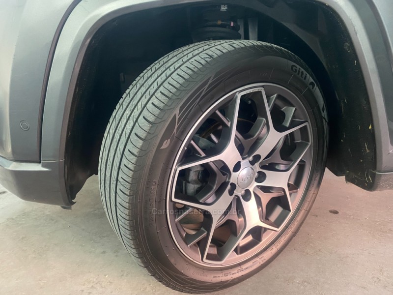 COMMANDER 1.3 OVERLAND T270 16V 4X2 TURBO FLEX 4P AUTOMÁTICO - 2022 - BENTO GONçALVES