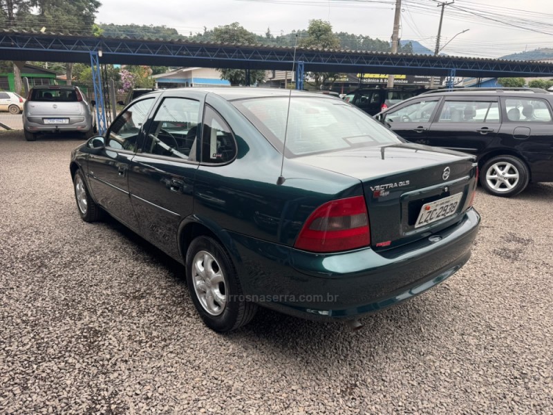 VECTRA 2.0 MPFI GLS 8V GASOLINA 4P MANUAL - 1998 - IGREJINHA