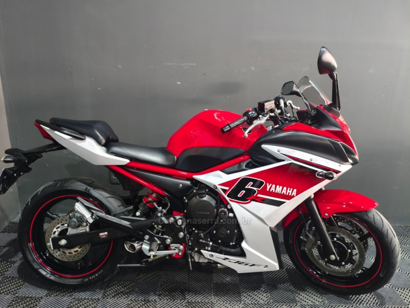 xj6 f  2015 novo hamburgo