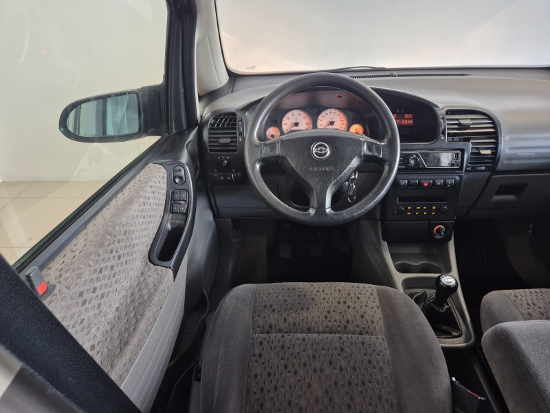 ZAFIRA 2.0 MPFI ELEGANCE 8V FLEX 4P MANUAL - 2006 - BENTO GONçALVES