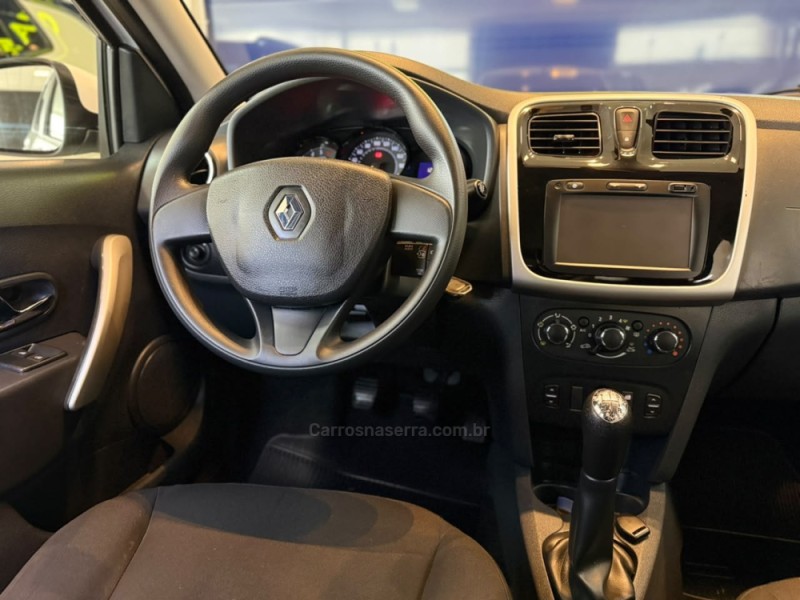 SANDERO 1.6 EXPRESSION 16V FLEX 4P MANUAL - 2017 - SãO LEOPOLDO