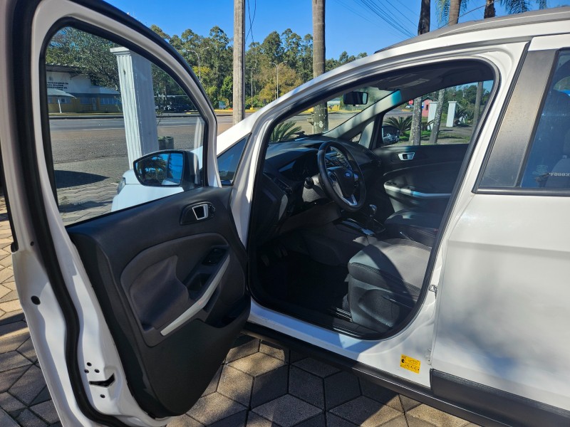 ECOSPORT 1.6 FREESTYLE 16V FLEX 4P MANUAL - 2015 - BOM PRINCíPIO