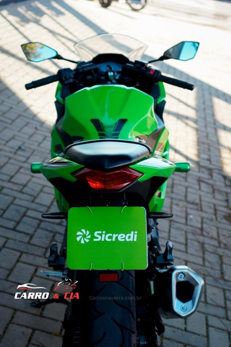 NINJA 300 ABS LIMITED EDITION - 2014 - SANTA CRUZ DO SUL