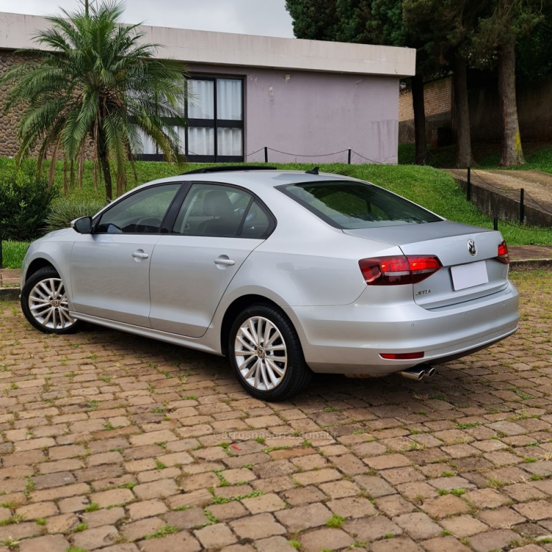 JETTA 2.0 COMFORTLINE FLEX 4P TIPTRONIC - 2016 - LAGOA VERMELHA
