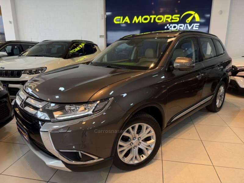 outlander 3.0 gt 4x4 v6 24v gasolina 4p automatico 2016 sao leopoldo