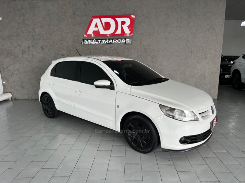 GOL 1.0 8V 25 ANOS TOTALFLEX 5P MANUAL  - 2013 - CAXIAS DO SUL