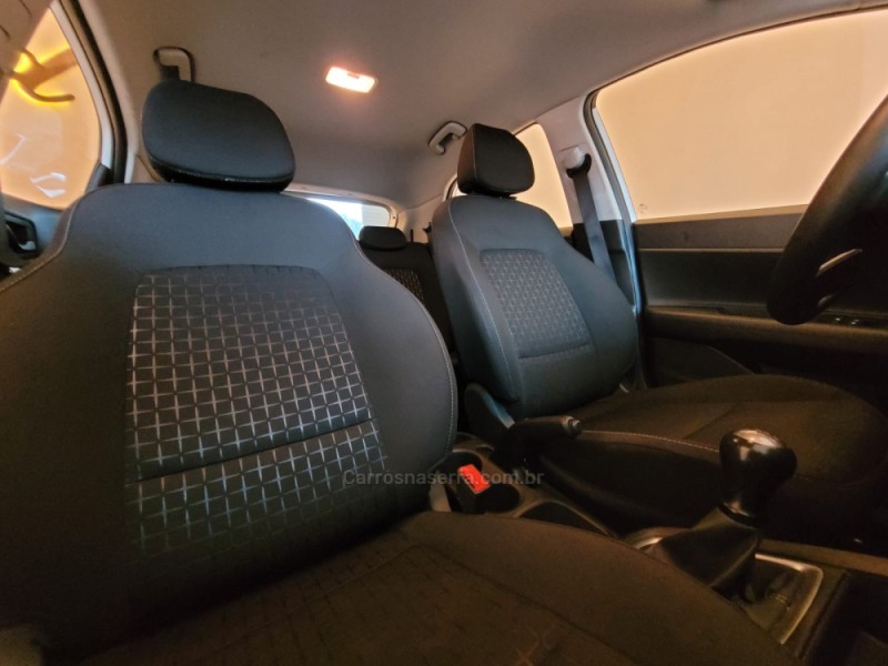 HB20 1.0 COMFORT 16V FLEX 4P MANUAL - 2025 - CANELA
