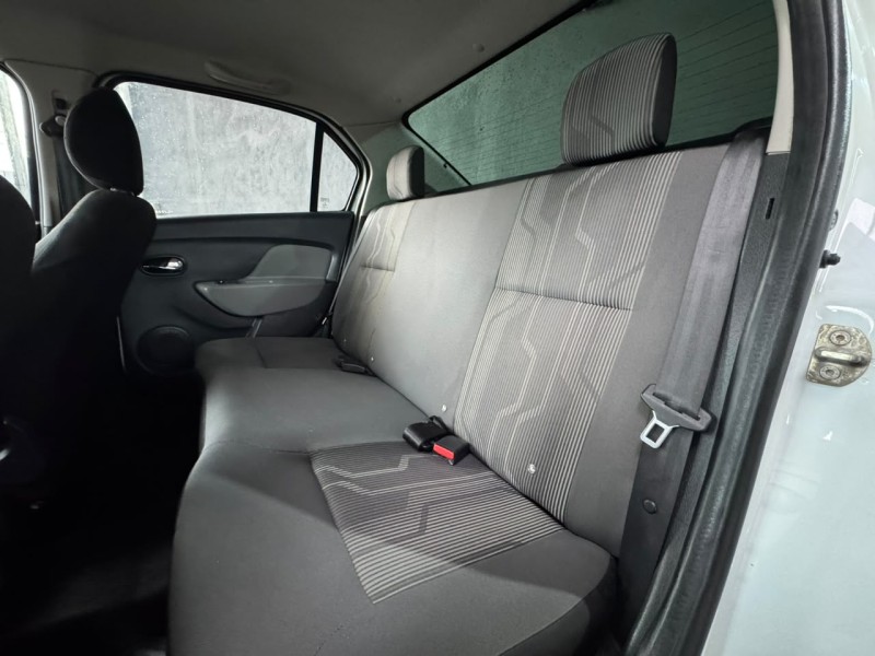 LOGAN 1.6 EXPRESSION 16V FLEX 4P MANUAL - 2020 - CAXIAS DO SUL