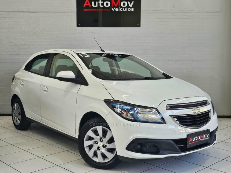 ONIX 1.4 MPFI LT 8V FLEX 4P MANUAL - 2013 - CAXIAS DO SUL