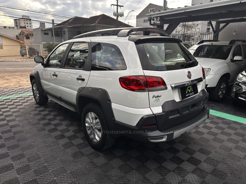 PALIO 1.8 MPI ADVENTURE LOCKER WEEKEND 8V FLEX 4P MANUAL - 2014 - CAXIAS DO SUL