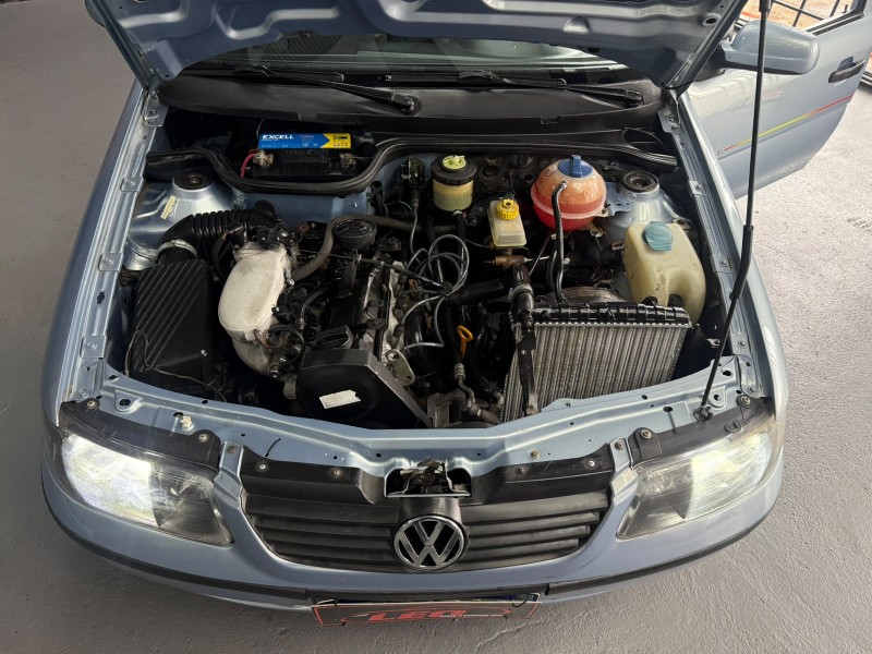 SAVEIRO 1.8 SUMMER CS 8V GASOLINA 2P MANUAL - 2002 - CAXIAS DO SUL