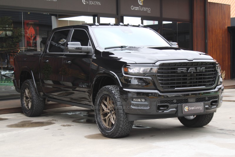 1500 LARAMIE 3.0 NIGHT EDITION BI-TURBO 4X4 GASOLINA 4P AUTOMÁTICO - 2025 - CAXIAS DO SUL