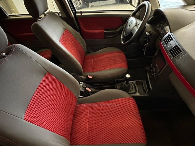 MERIVA 1.8 MPFI SS 8V FLEX 4P MANUAL - 2007 - SAPIRANGA