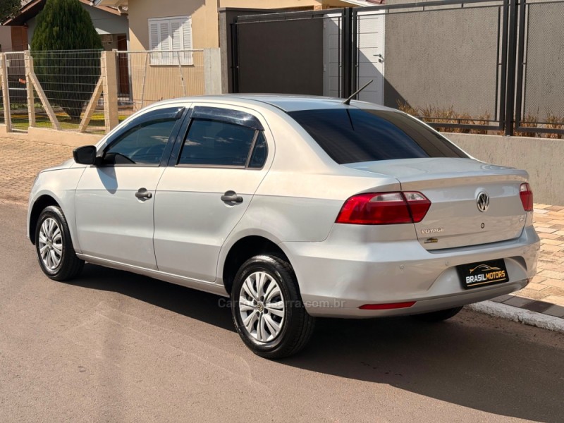 VOYAGE 1.6 MSI TOTALFLEX 8V 4P MANUAL - 2015 - ESTâNCIA VELHA