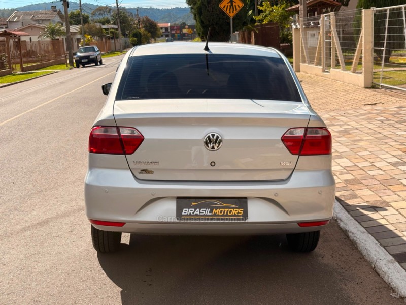 VOYAGE 1.6 MSI TOTALFLEX 8V 4P MANUAL - 2015 - ESTâNCIA VELHA