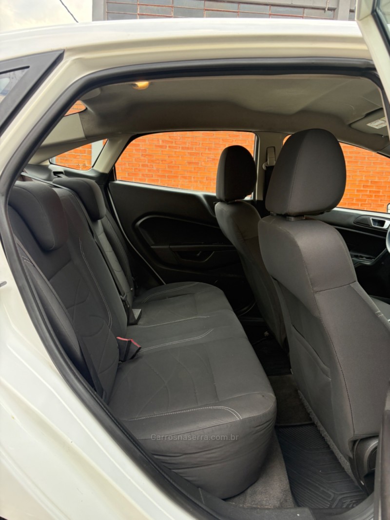 FIESTA 1.6 SEL SEDAN 16V FLEX 4P MANUAL  - 2014 - CAXIAS DO SUL