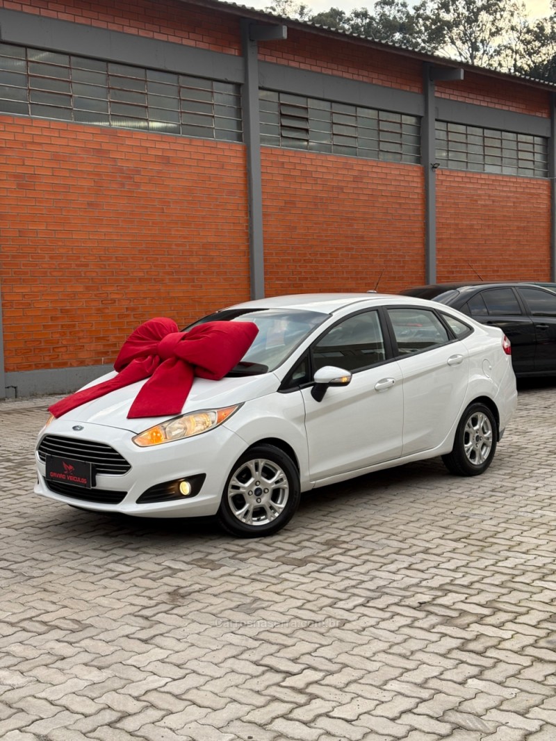 fiesta 1.6 sel sedan 16v flex 4p manual  2014 caxias do sul