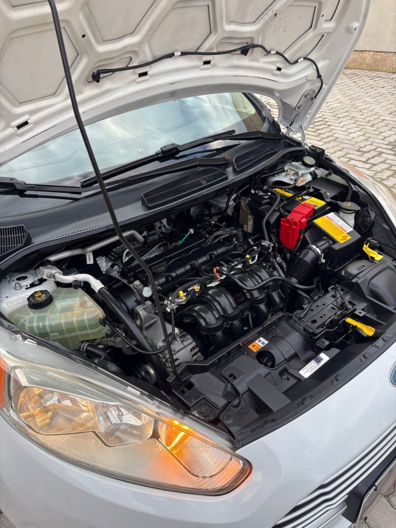 FIESTA 1.6 SEL SEDAN 16V FLEX 4P MANUAL  - 2014 - CAXIAS DO SUL