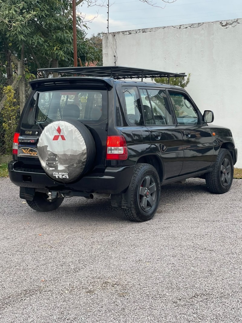 PAJERO TR4 2.0 4X4 16V 131CV GASOLINA 4P AUTOMÁTICO - 2005 - CAXIAS DO SUL