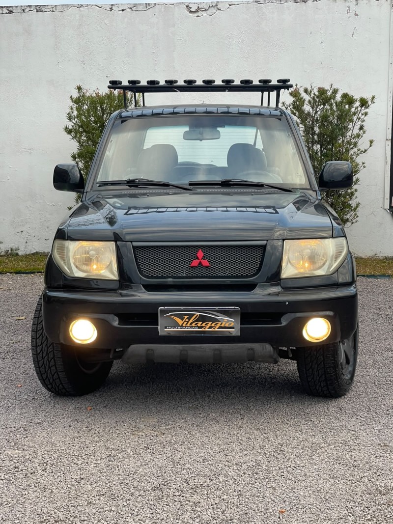 PAJERO TR4 2.0 4X4 16V 131CV GASOLINA 4P AUTOMÁTICO - 2005 - CAXIAS DO SUL