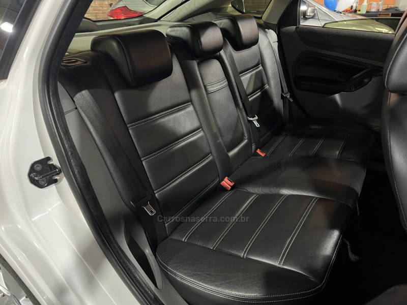 FOCUS 2.0 GLX 16V FLEX 4P MANUAL - 2013 - BENTO GONçALVES