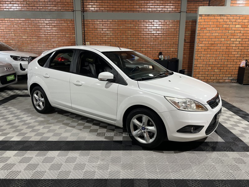 FOCUS 2.0 GLX 16V FLEX 4P MANUAL - 2013 - BENTO GONçALVES