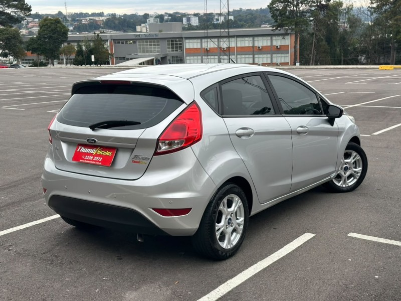 FIESTA 1.6 SE HATCH 16V FLEX 4P MANUAL - 2015 - CAXIAS DO SUL