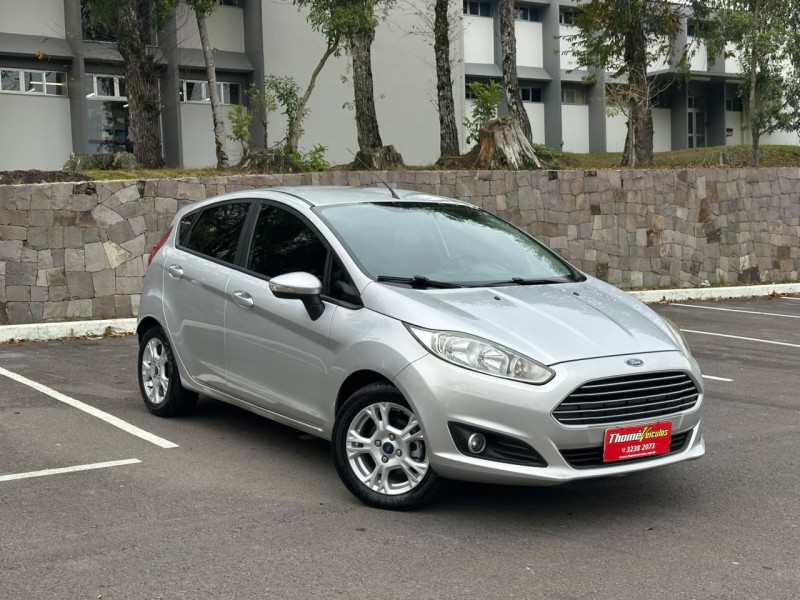 FIESTA 1.6 SE HATCH 16V FLEX 4P MANUAL - 2015 - CAXIAS DO SUL