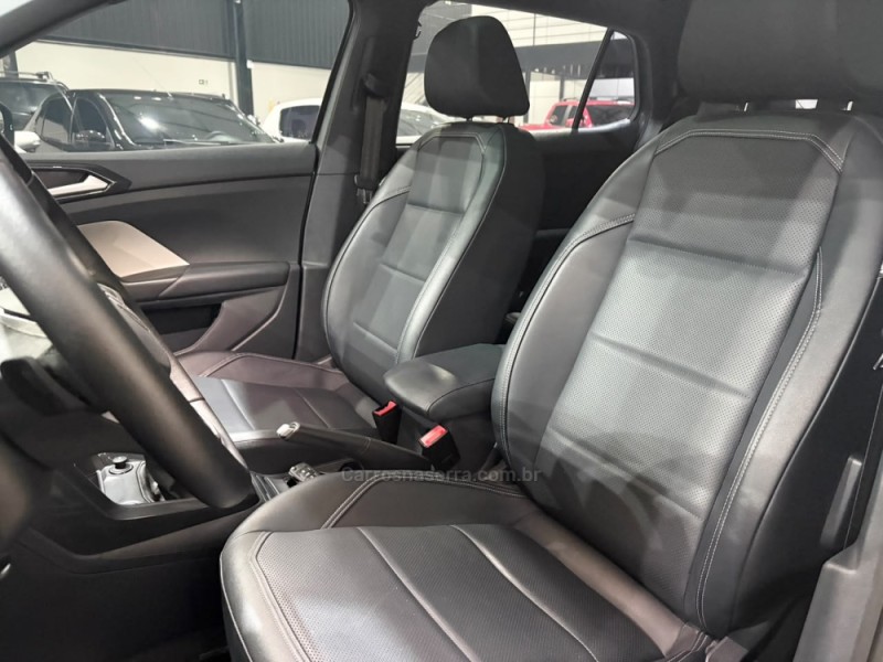T-CROSS 1.4 HIGHLINE TSI 16V FLEX 4P AUTOMÁTICO - 2024 - NOVO HAMBURGO
