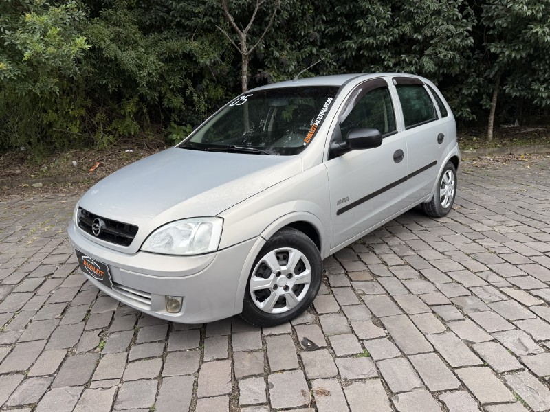 corsa 1.0 mpfi maxx 8v gasolina 4p manual 2005 caxias do sul