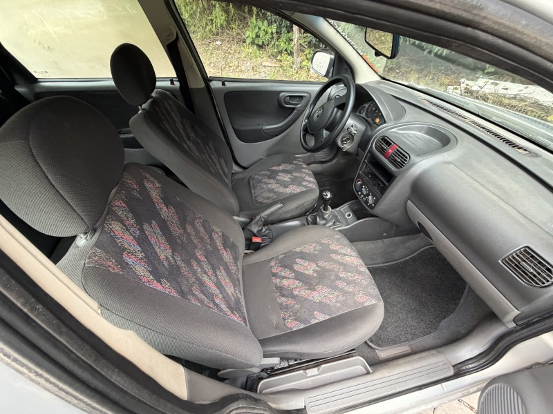 CORSA 1.0 MPFI MAXX 8V GASOLINA 4P MANUAL - 2005 - CAXIAS DO SUL