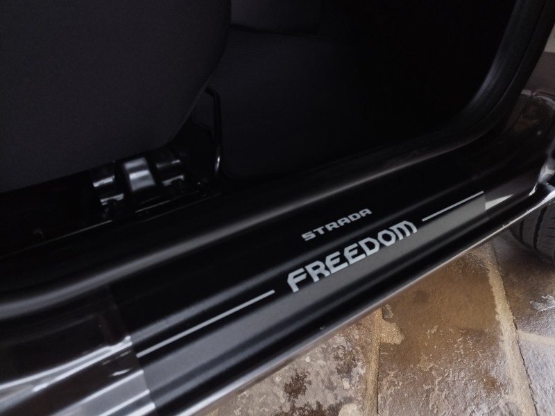 STRADA 1.4 FREEDOM PLUS CS 8V FLEX 2P MANUAL - 2025 - VERANóPOLIS