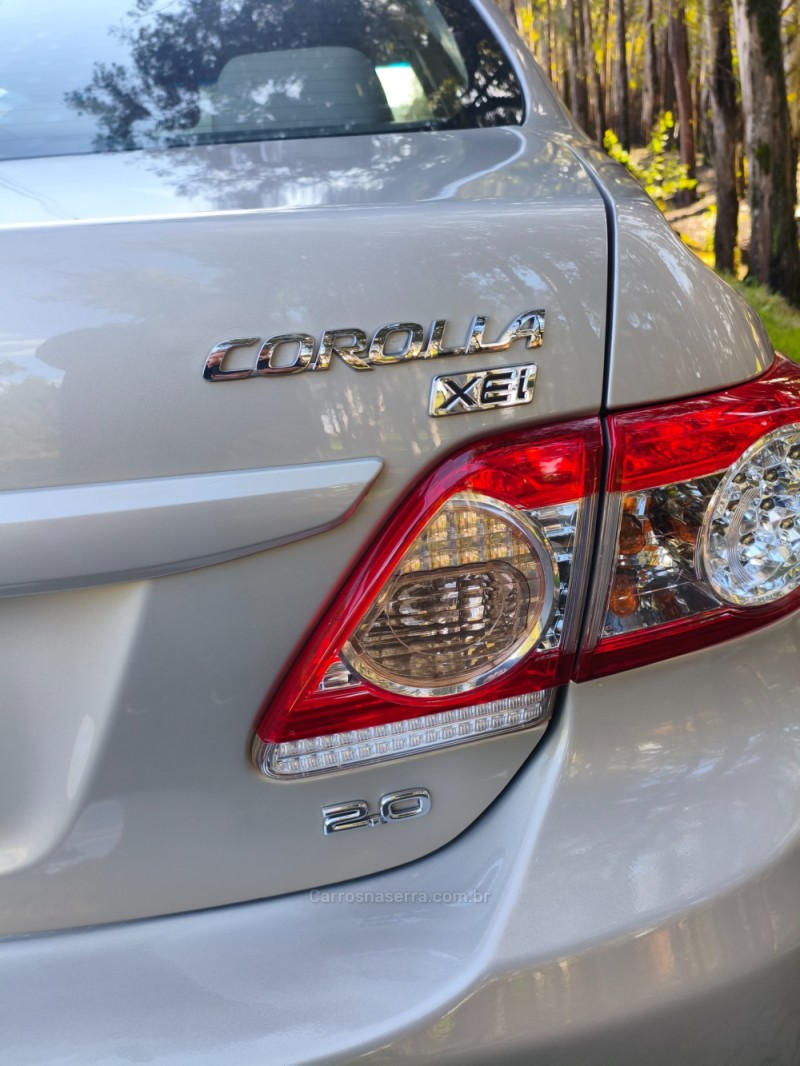 COROLLA 1.8 XEI 16V FLEX 4P AUTOMÁTICO - 2013 - GUAPORé