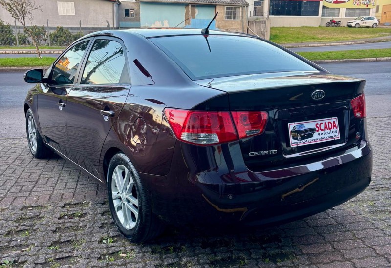 CERATO 1.6 EX3 SEDAN 16V GASOLINA 4P MANUAL - 2011 - CAXIAS DO SUL