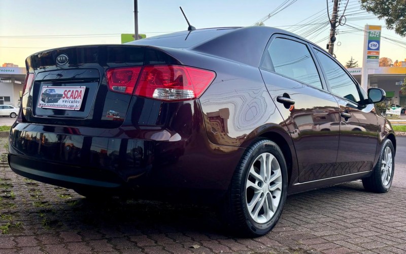 CERATO 1.6 EX3 SEDAN 16V GASOLINA 4P MANUAL - 2011 - CAXIAS DO SUL