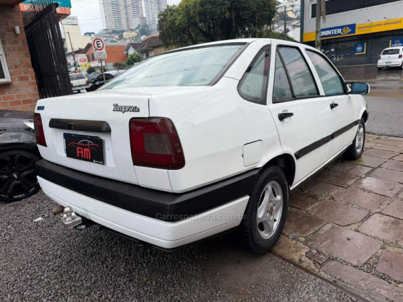TEMPRA 2.0 IE 8V GASOLINA 4P MANUAL - 1995 - CAXIAS DO SUL