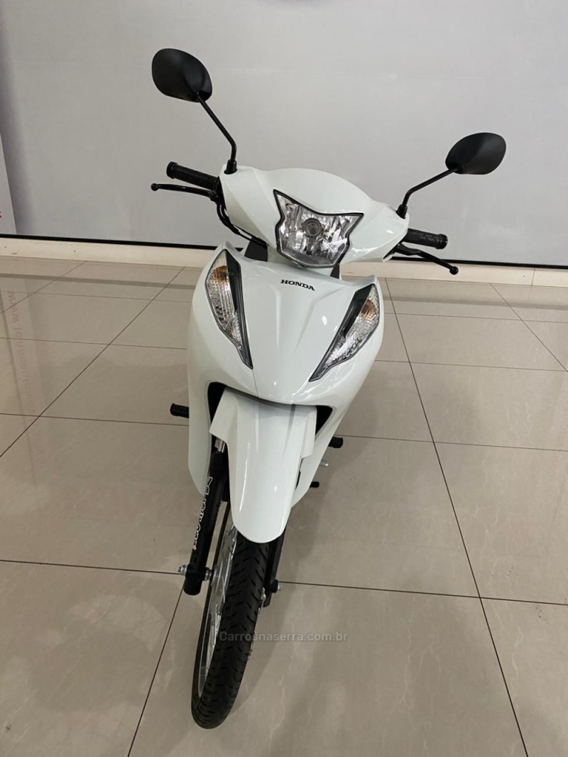 BIZ 125 ES